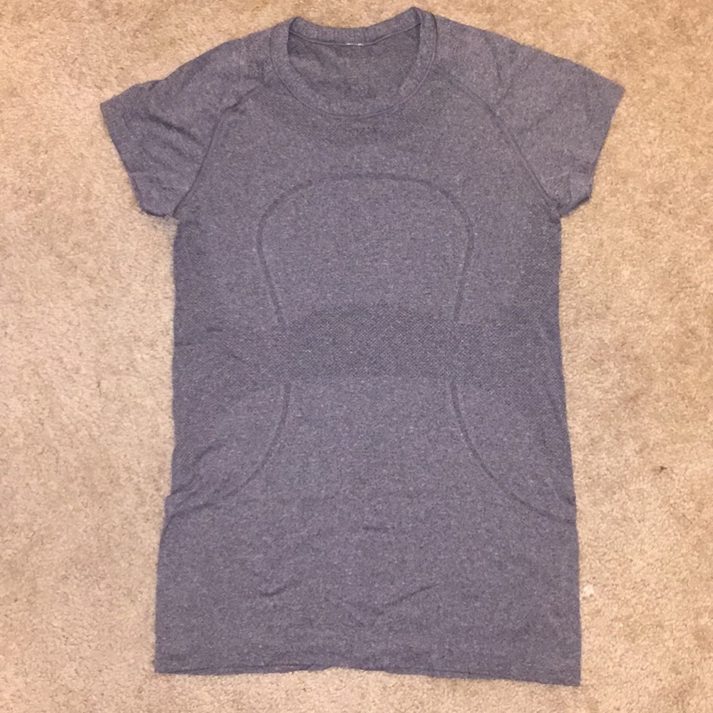 Lululemon swiftly top